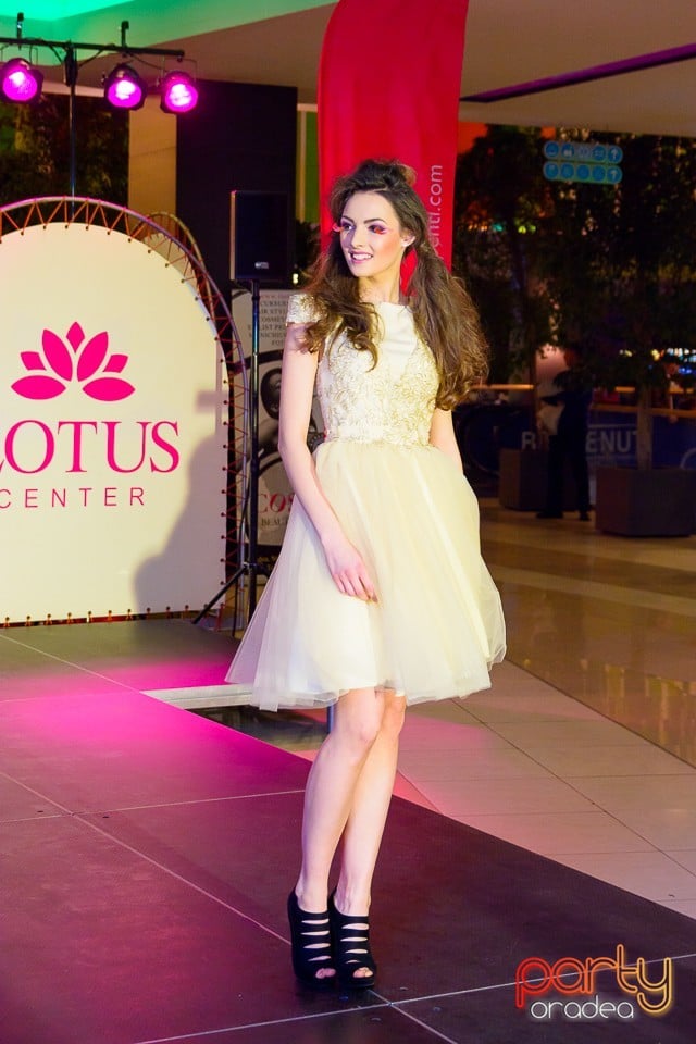 Lotus Fashion Weekend, Lotus Center