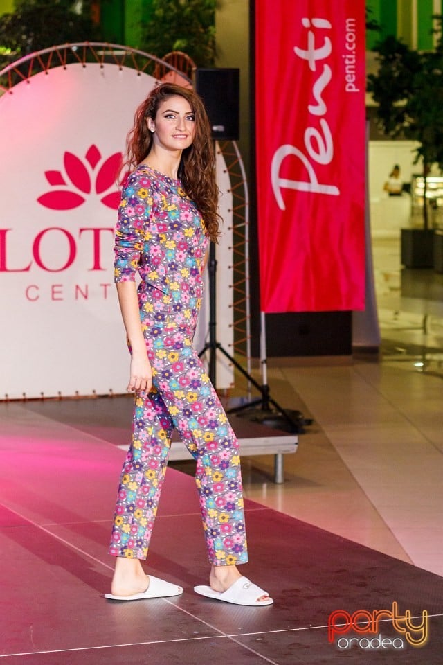 Lotus Fashion Weekend, Lotus Center