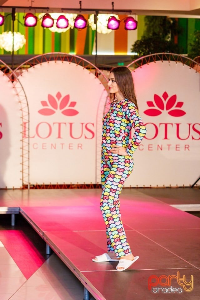 Lotus Fashion Weekend, Lotus Center