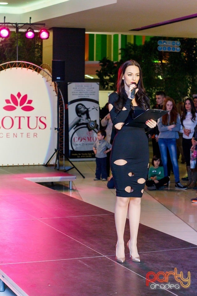 Lotus Fashion Weekend, Lotus Center