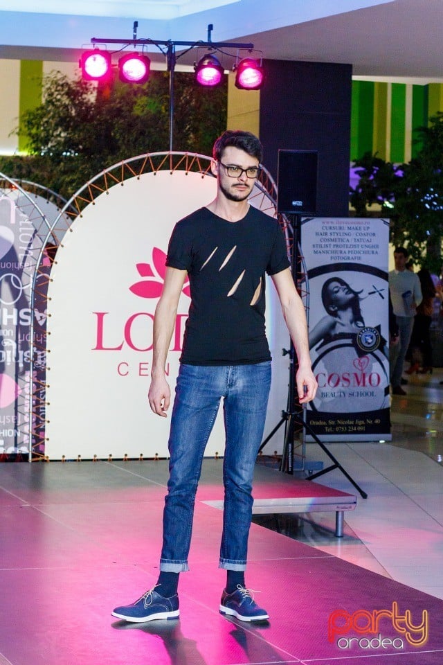 Lotus Fashion Weekend, Lotus Center