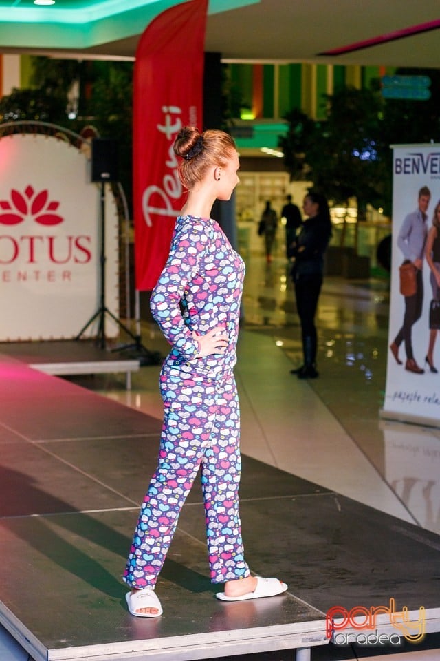 Lotus Fashion Weekend, Lotus Center