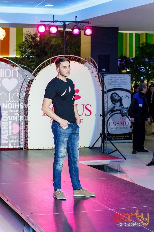 Lotus Fashion Weekend, Lotus Center