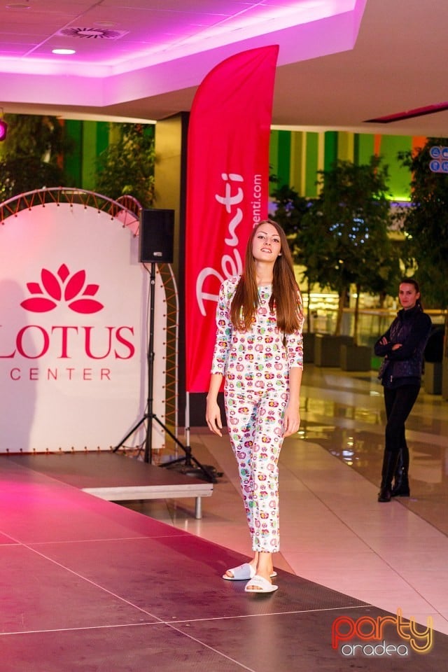 Lotus Fashion Weekend, Lotus Center