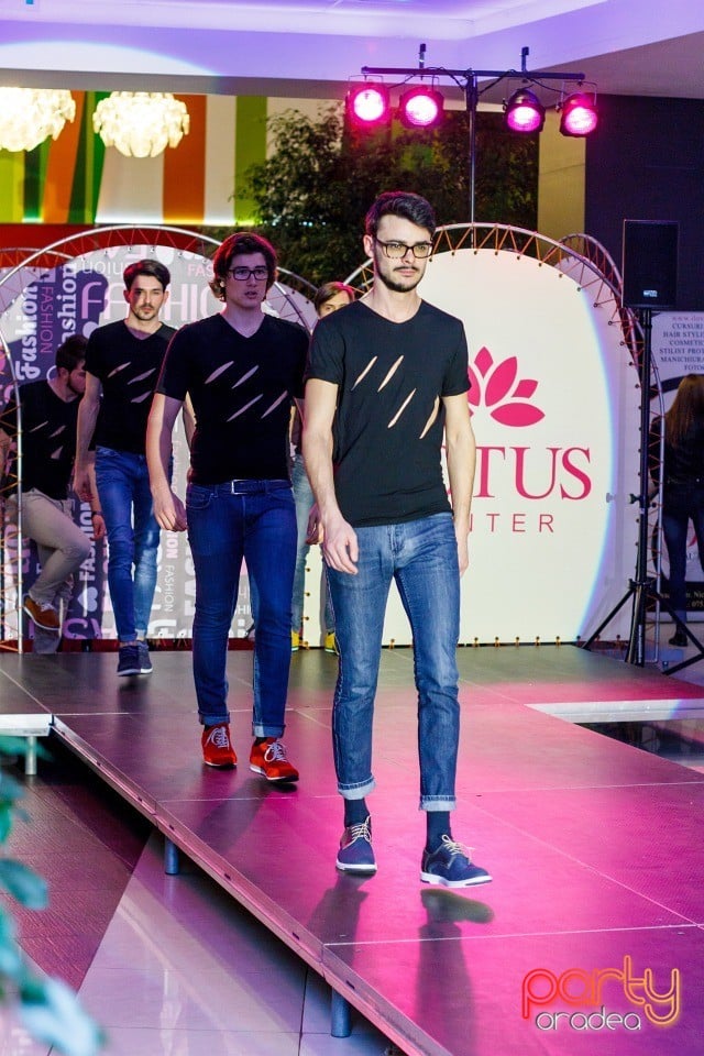 Lotus Fashion Weekend, Lotus Center