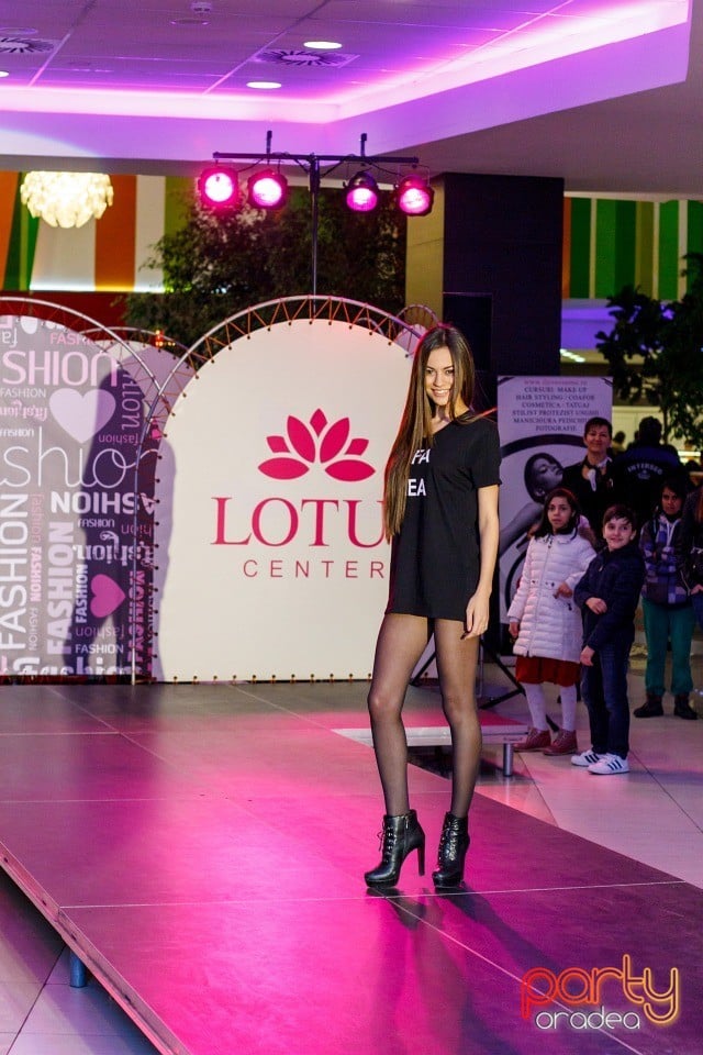 Lotus Fashion Weekend, Lotus Center