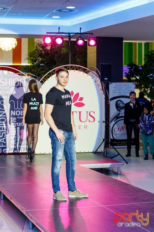 Lotus Fashion Weekend, Lotus Center