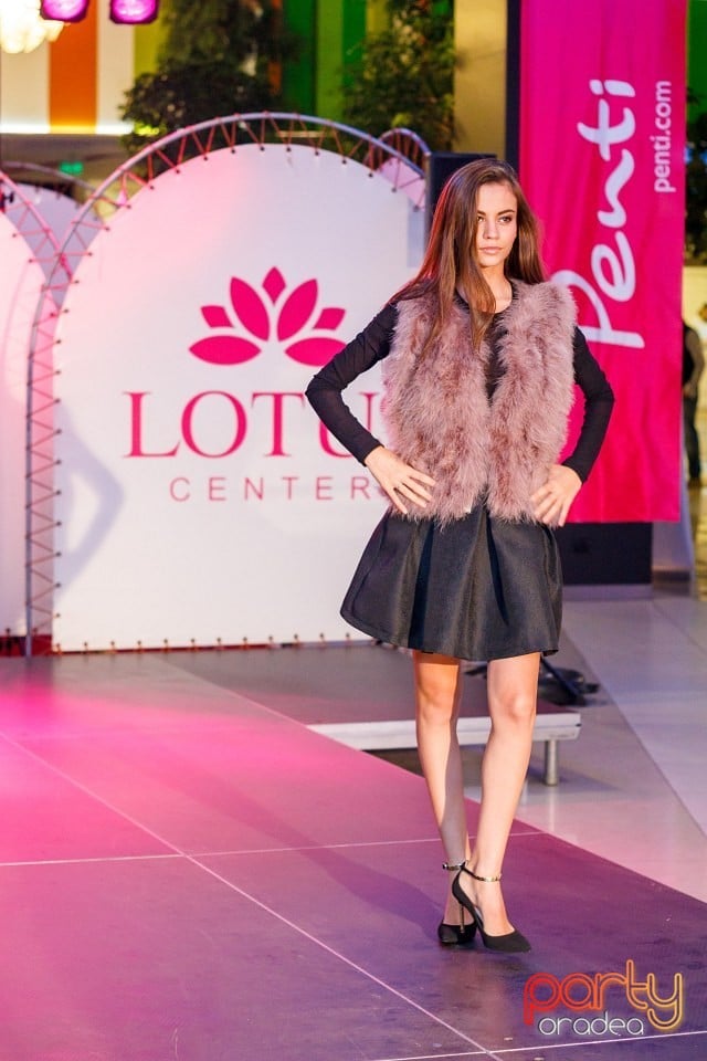 Lotus Fashion Weekend, Lotus Center