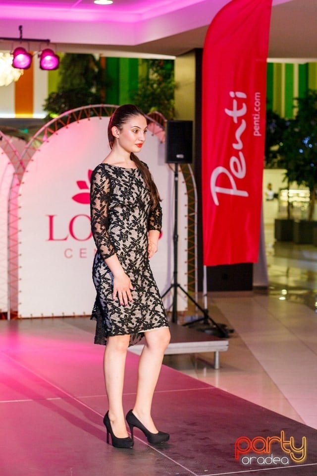 Lotus Fashion Weekend, Lotus Center