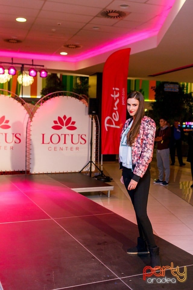 Lotus Fashion Weekend, Lotus Center