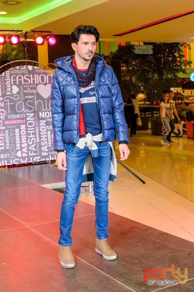 Lotus Fashion Weekend, Lotus Center