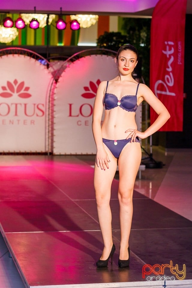 Lotus Fashion Weekend, Lotus Center