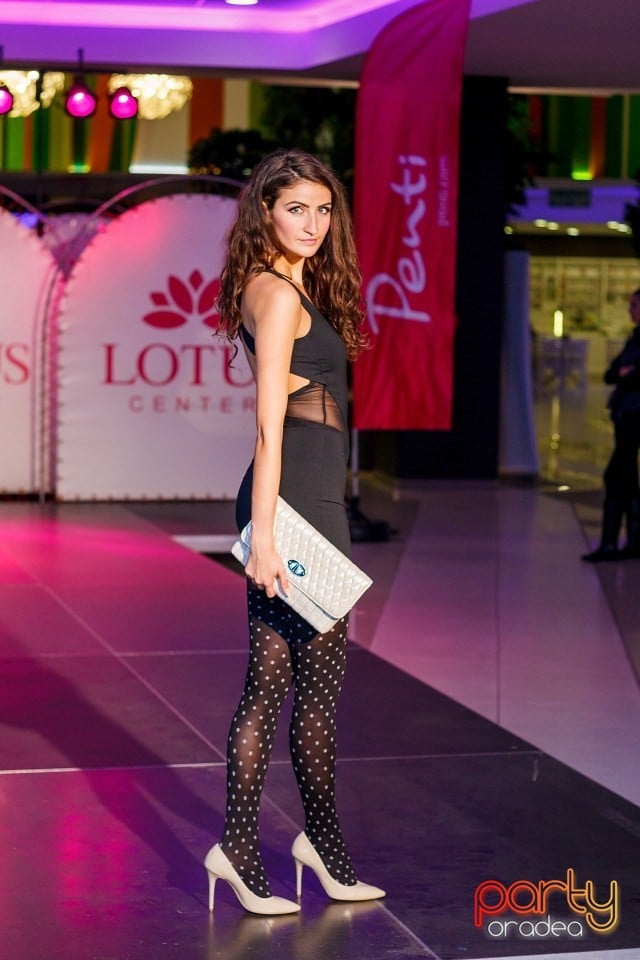 Lotus Fashion Weekend, Lotus Center