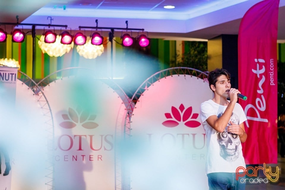 Lotus Fashion Weekend, Lotus Center