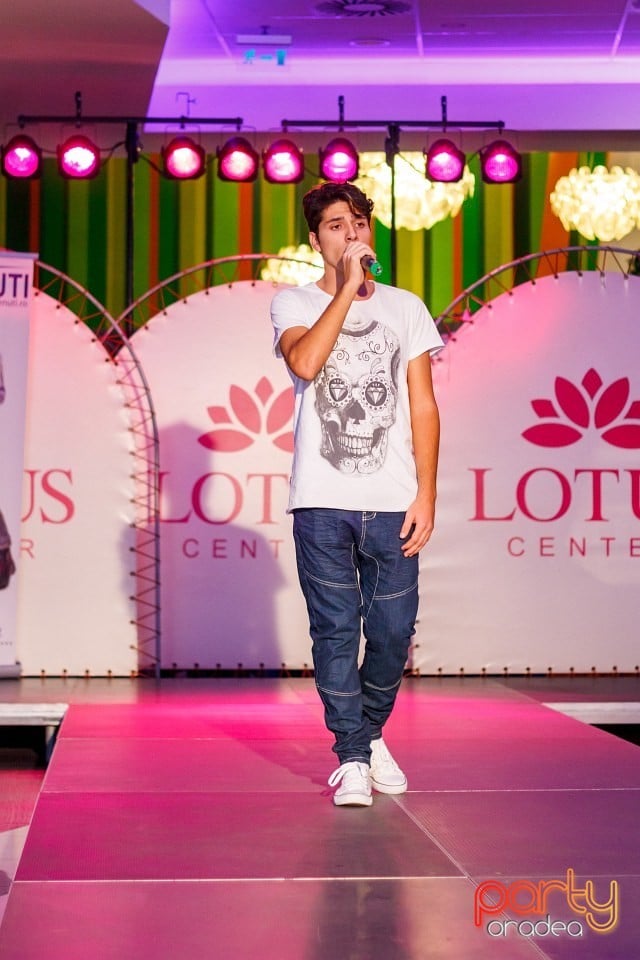 Lotus Fashion Weekend, Lotus Center