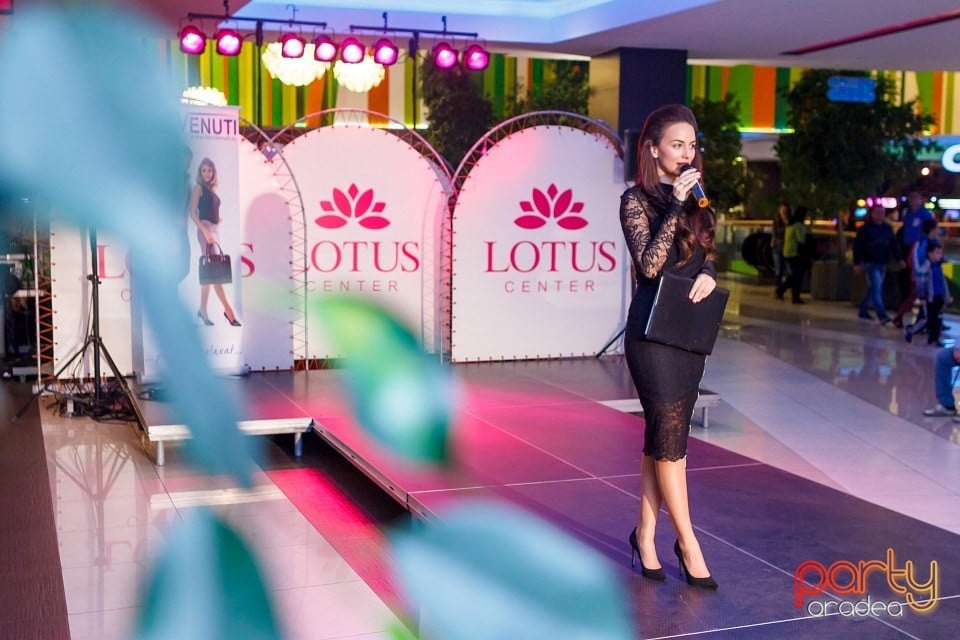 Lotus Fashion Weekend, Lotus Center