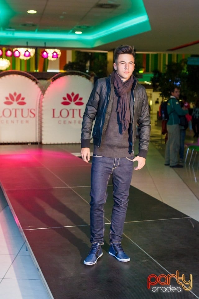 Lotus Fashion Weekend, Lotus Center