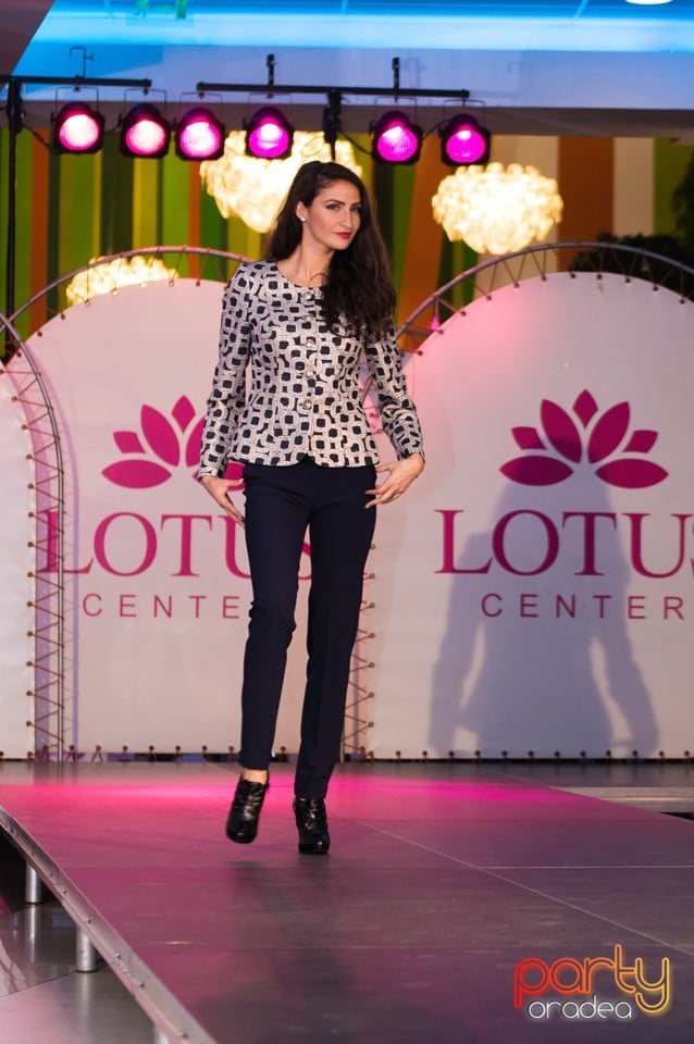 Lotus Fashion Weekend, Lotus Center