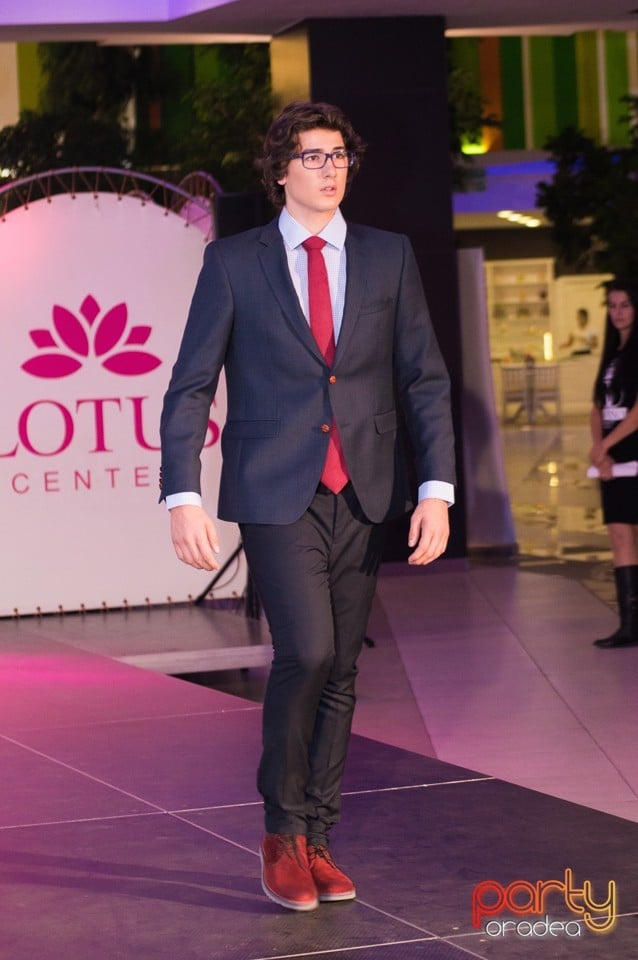 Lotus Fashion Weekend, Lotus Center