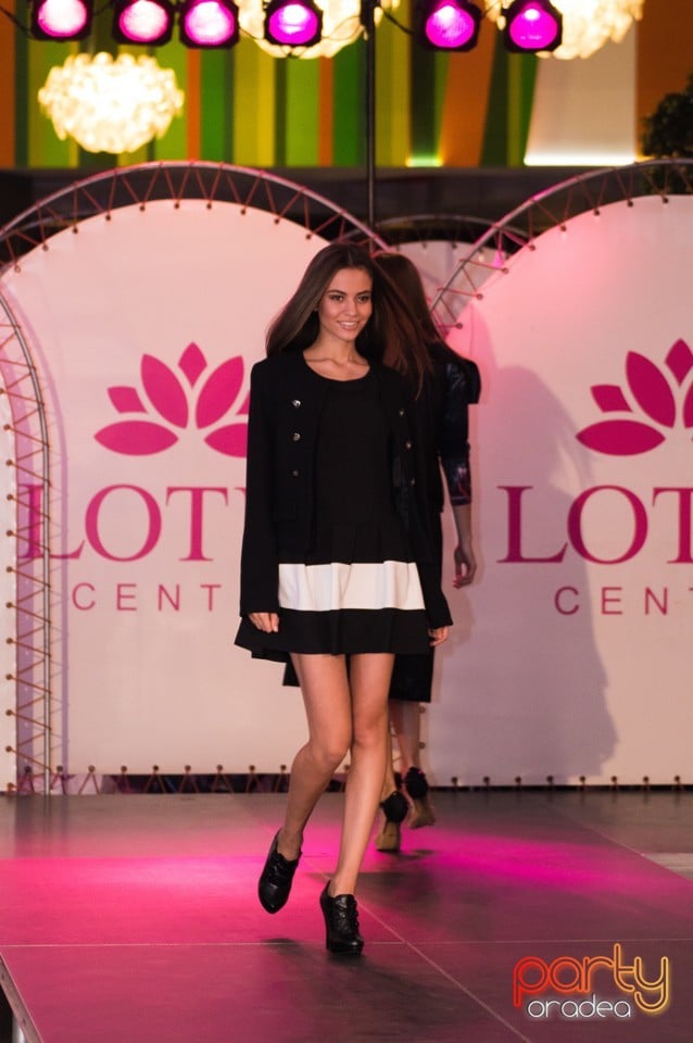 Lotus Fashion Weekend, Lotus Center