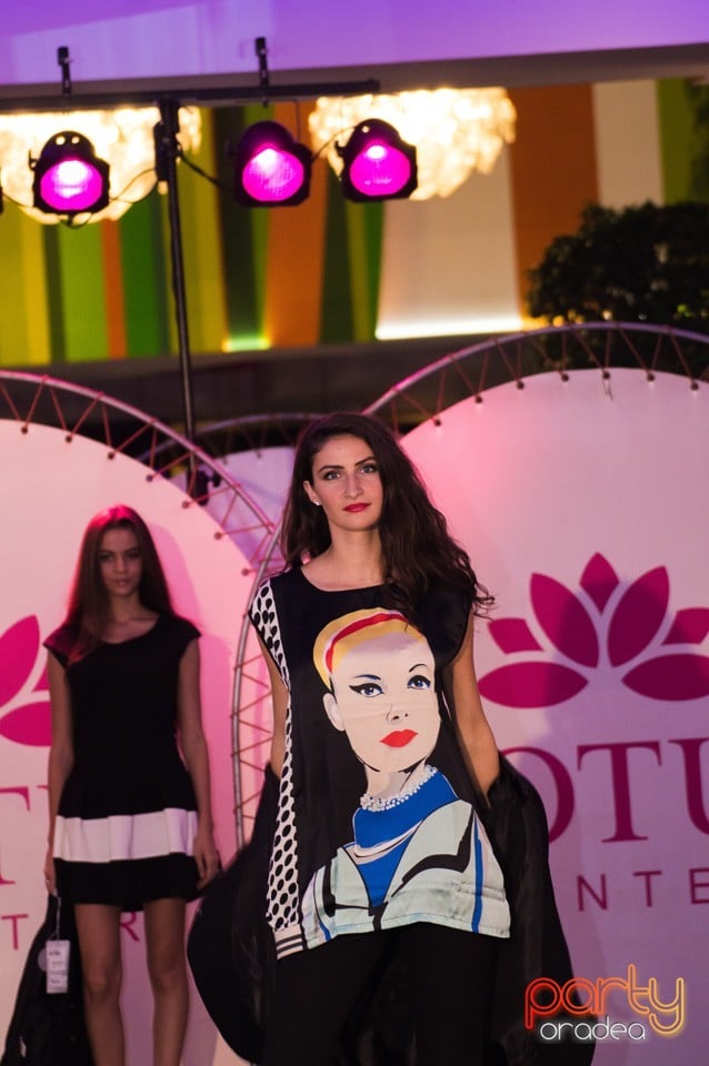 Lotus Fashion Weekend, Lotus Center