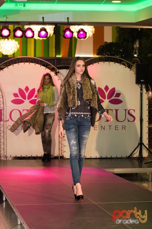 Lotus Fashion Weekend, Lotus Center