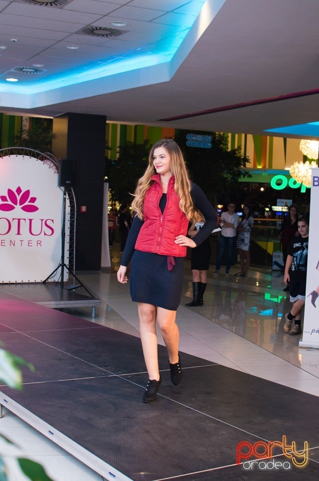 Lotus Fashion Weekend, Lotus Center