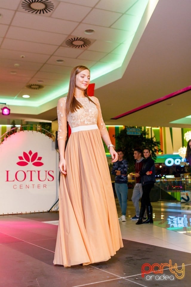 Lotus Fashion Weekend, Lotus Center