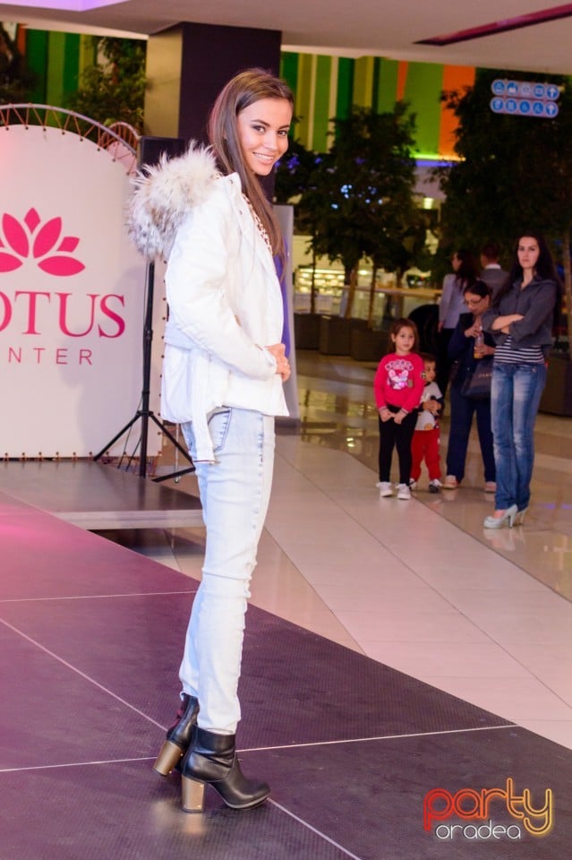 Lotus Fashion Weekend, Lotus Center