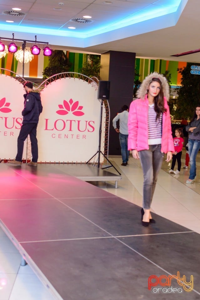 Lotus Fashion Weekend, Lotus Center