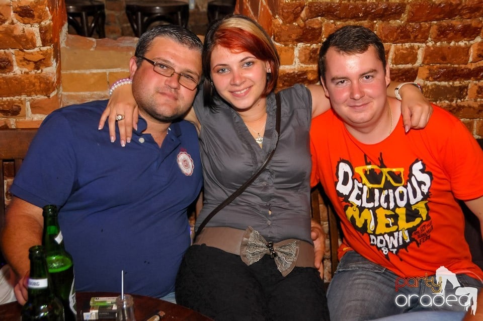 Love the Summer: Beach Party, 