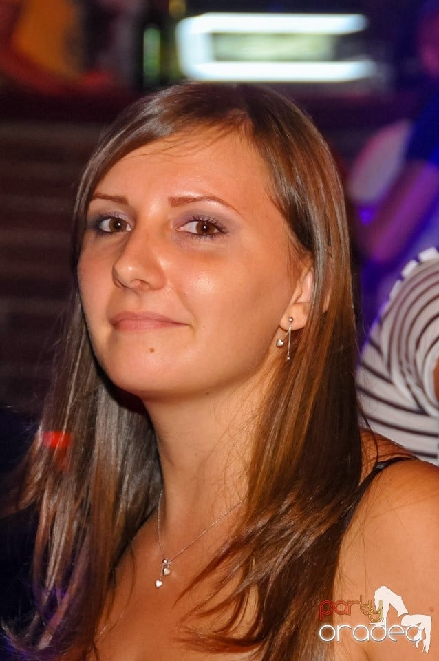 Love the Summer: Beach Party, 