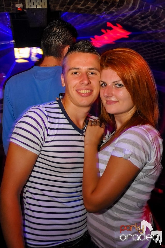 Love the Summer: Beach Party, 