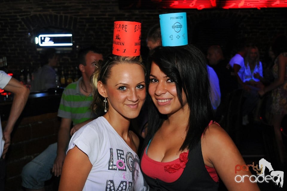 Love the Summer: Beach Party, 