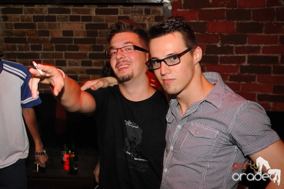 Love the Summer: Beach Party, 