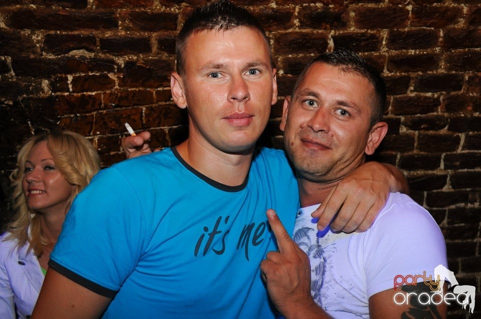 Love the Summer: Beach Party, 