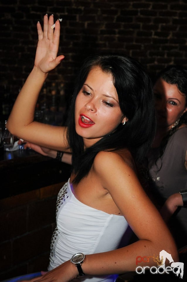 Love the Summer: Beach Party, 