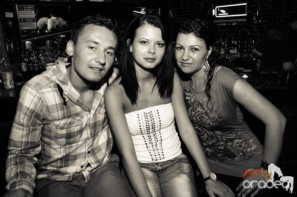 Love the Summer: Beach Party, 