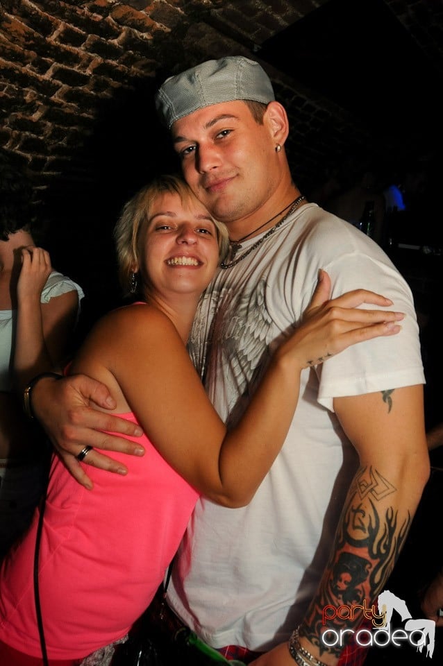 Love the Summer: Hot Promo Night, 