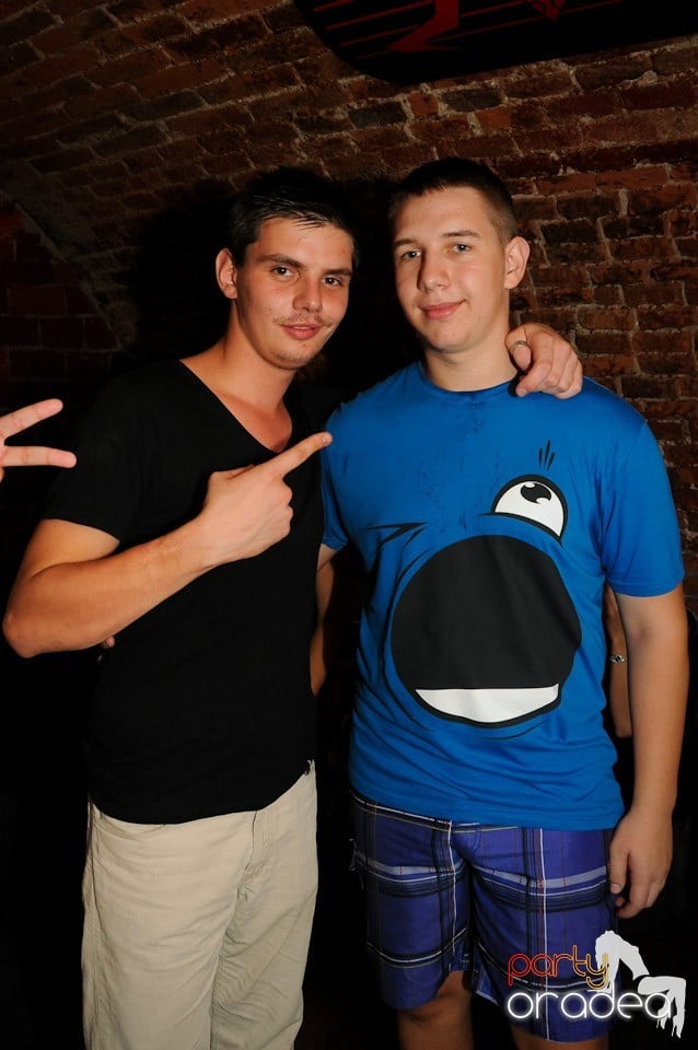 Love the Summer: Hot Promo Night, 