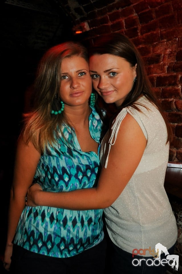 Love the Summer: Hot Promo Night, 