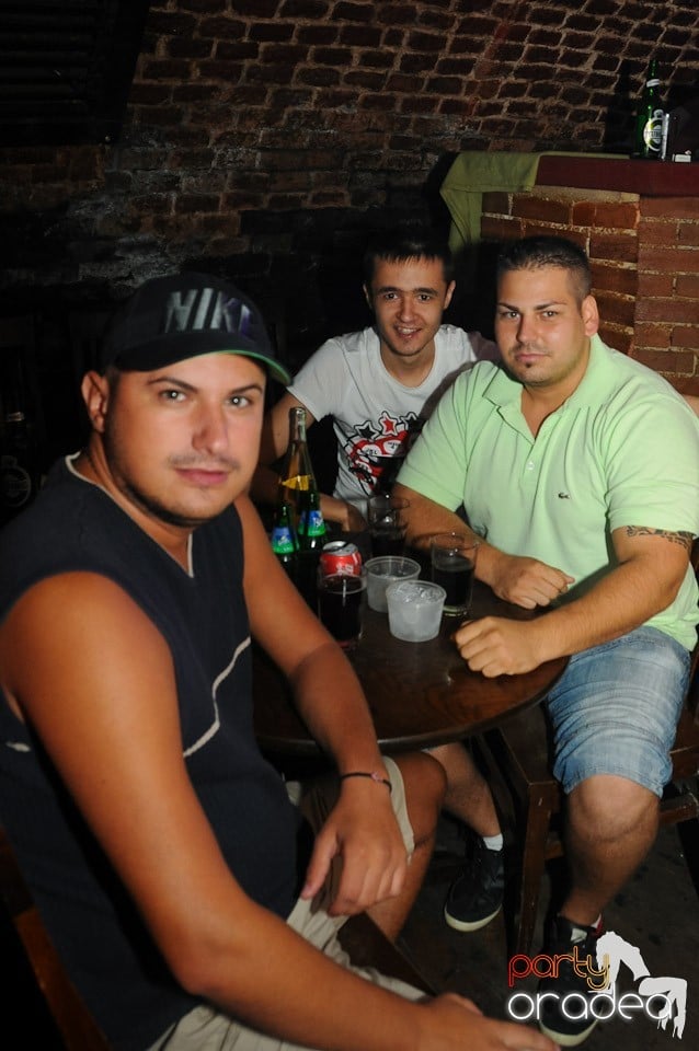 Love the Summer: Hot Promo Night, 