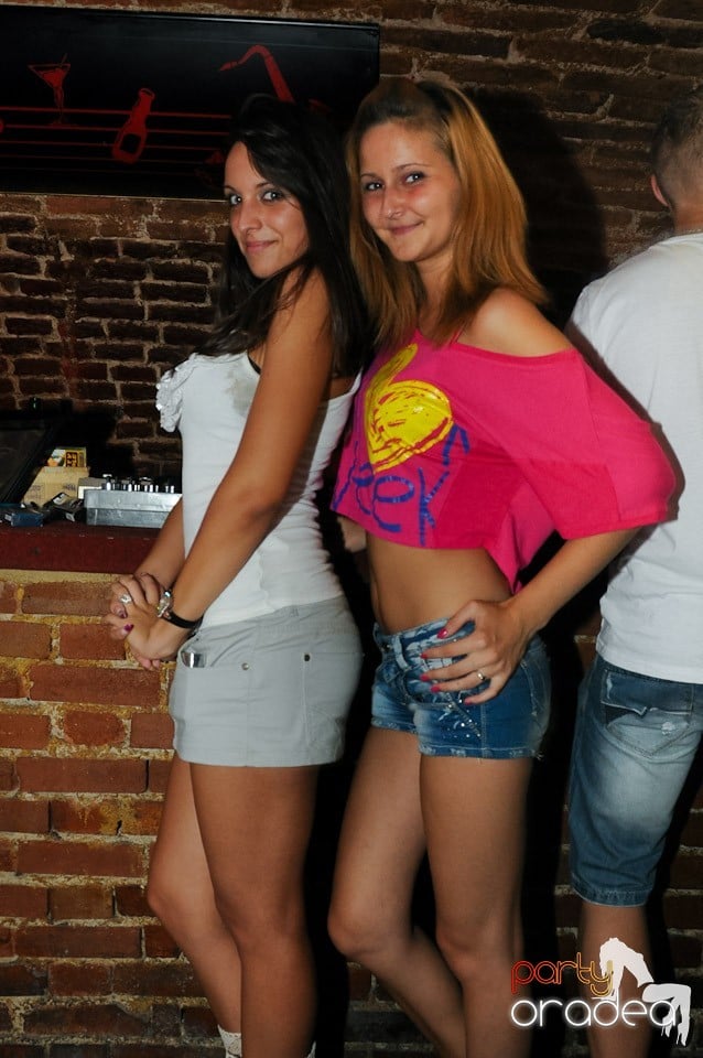 Love the Summer: Hot Promo Night, 