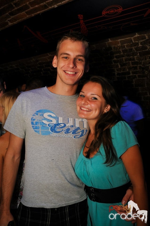 Love the Summer: Hot Promo Night, 