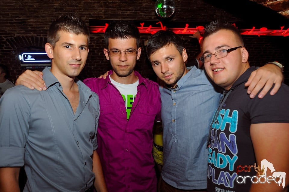 Love the Summer: NMD Student Party, 