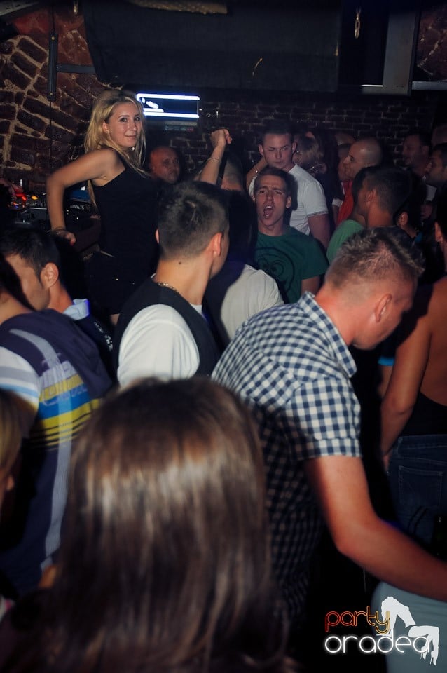 Love the Summer: NMD Student Party, 