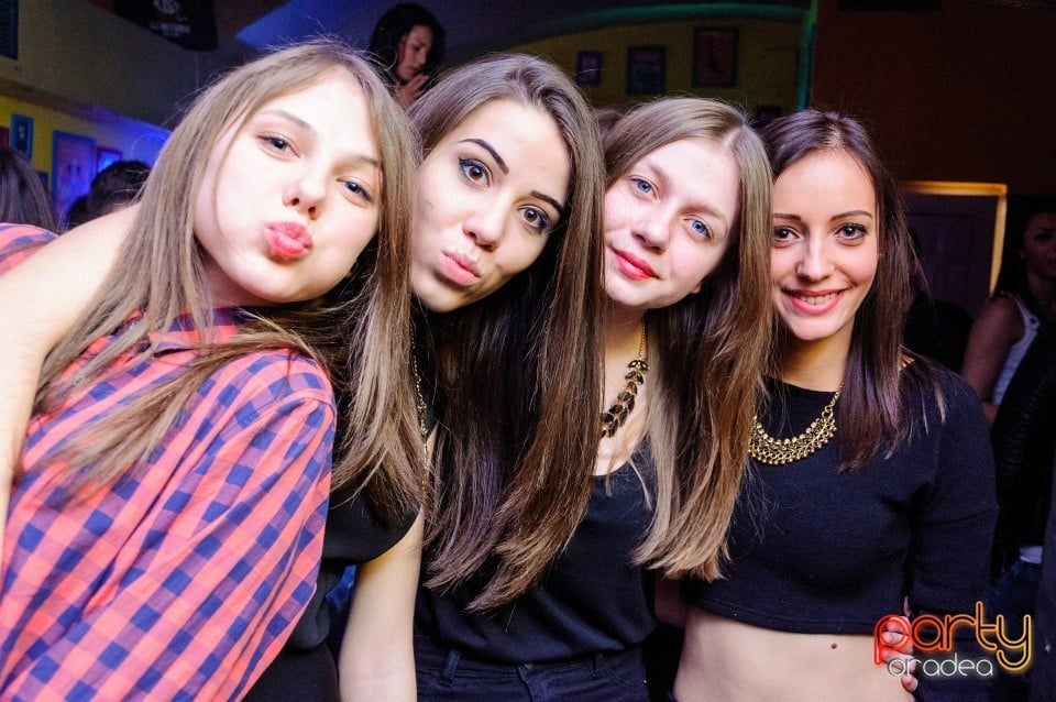 Love Weekend, 