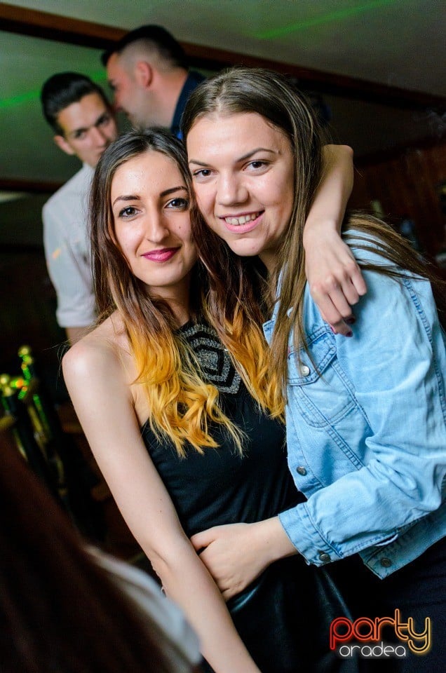 Luxury Party, 