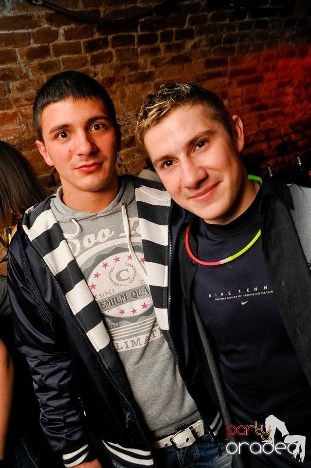 Made in Romania Party în Escape,