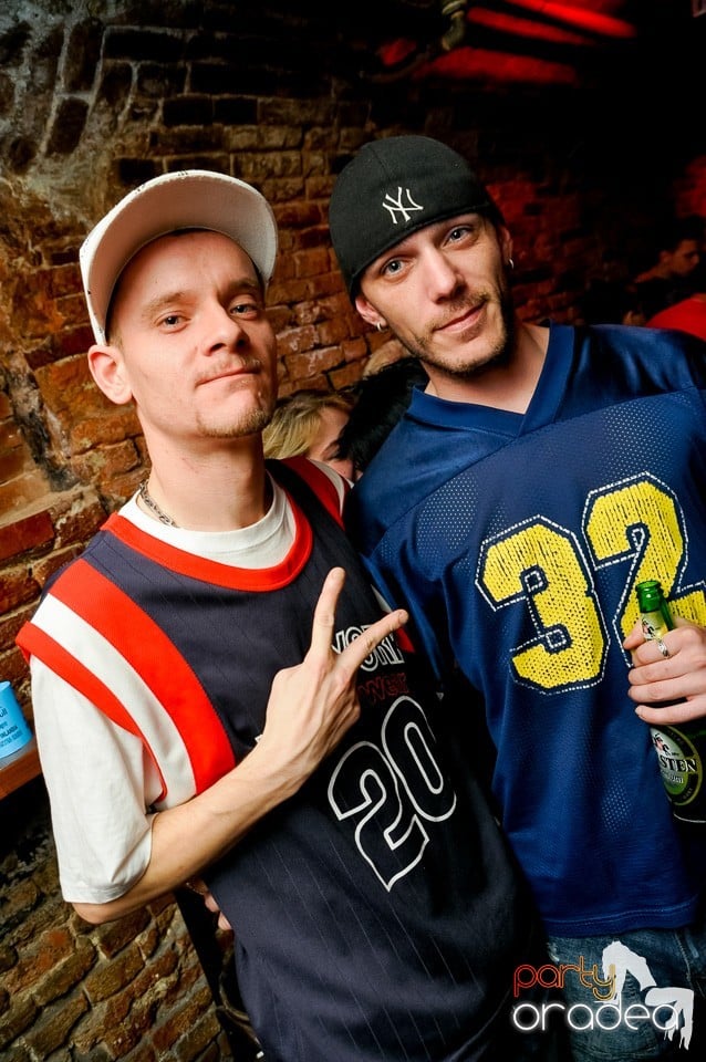 Made in Romania Party în Escape,